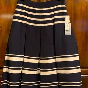 Brand NWT Fit & Flair Eliza J Skirt Size 8